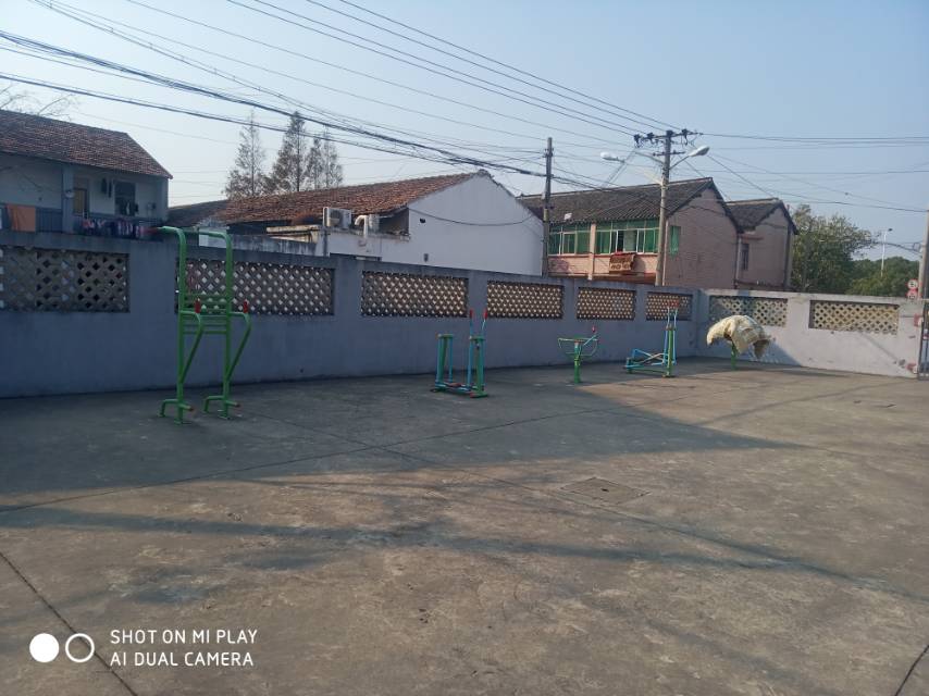 機(jī)口村五隊(duì)健身點(diǎn)