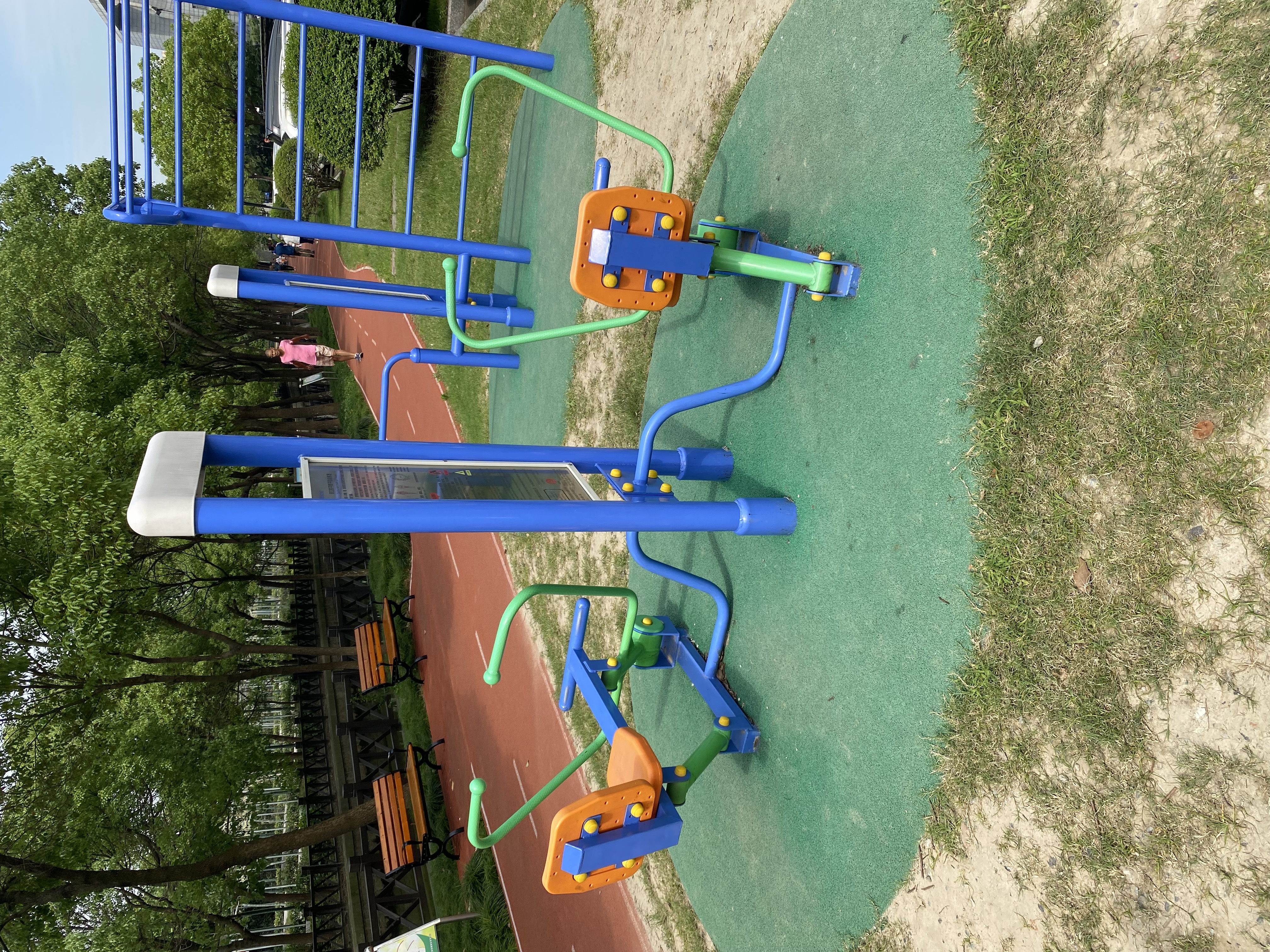 雙立柱平推平拉訓(xùn)練器