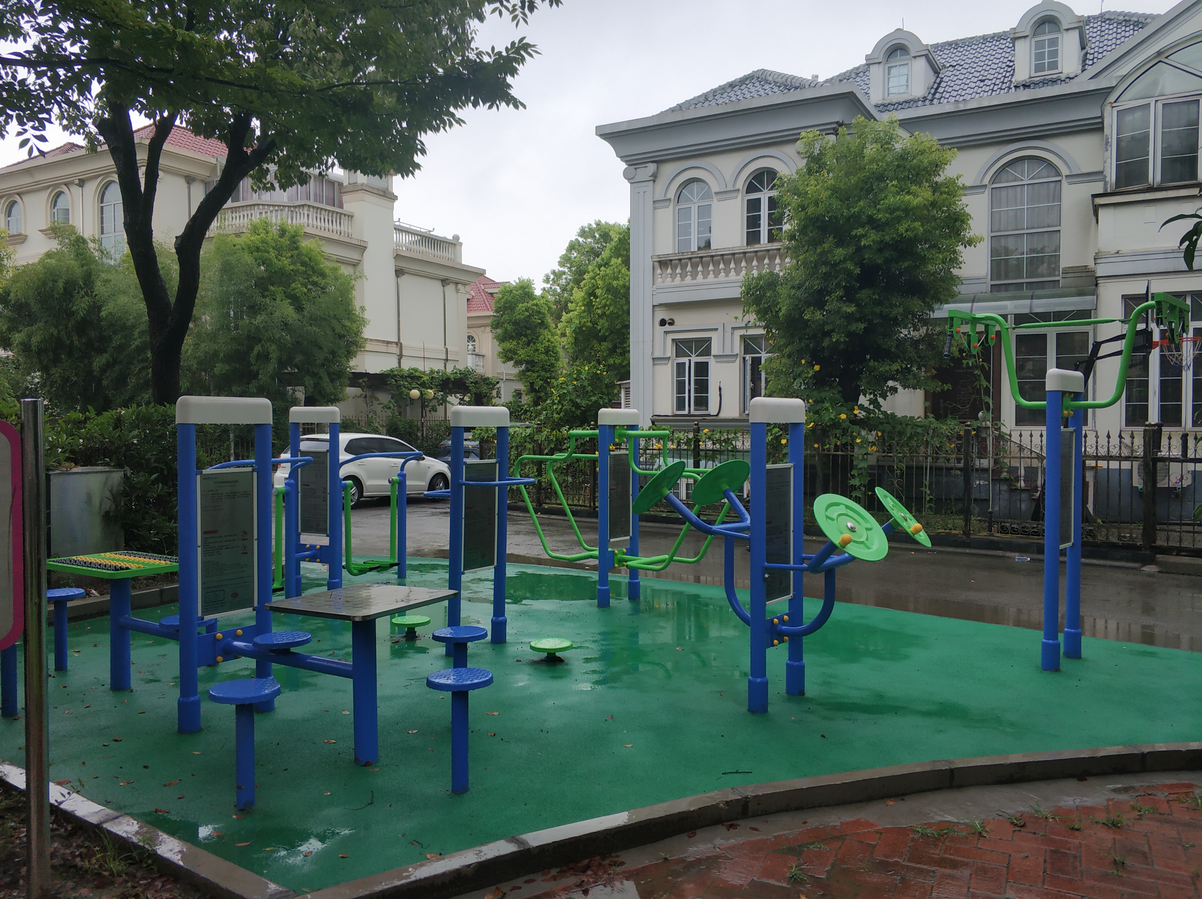 盈港社區(qū)淀湖路健身點（四）