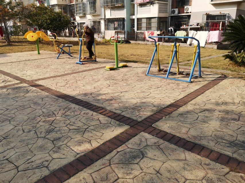 華順居委健身苑點(diǎn)