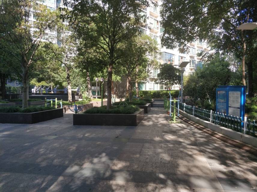 靜安區(qū)彭浦鎮(zhèn)麗園居委健身點（晉城路338弄）