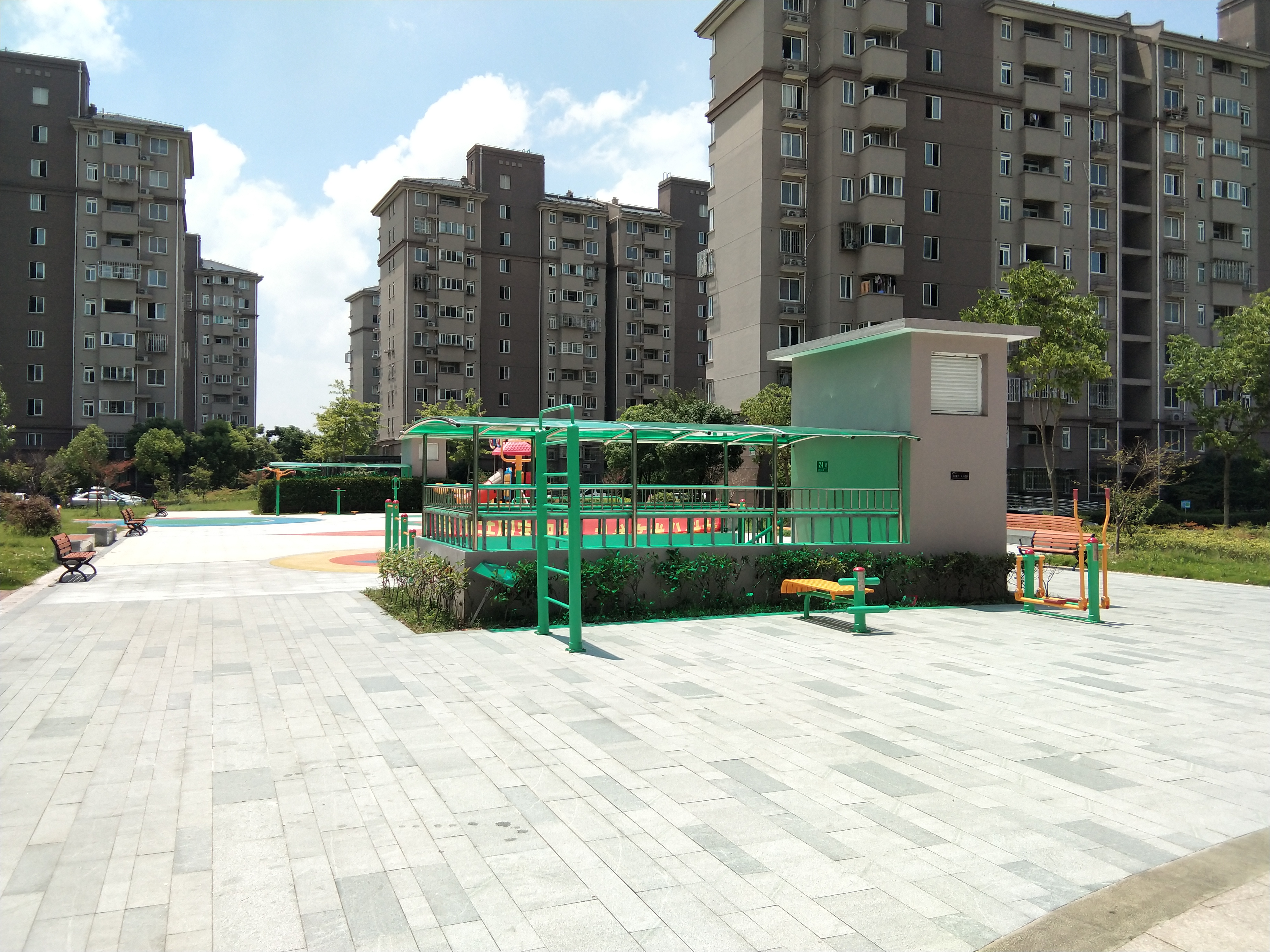 濱浦四居B健身苑點(diǎn)