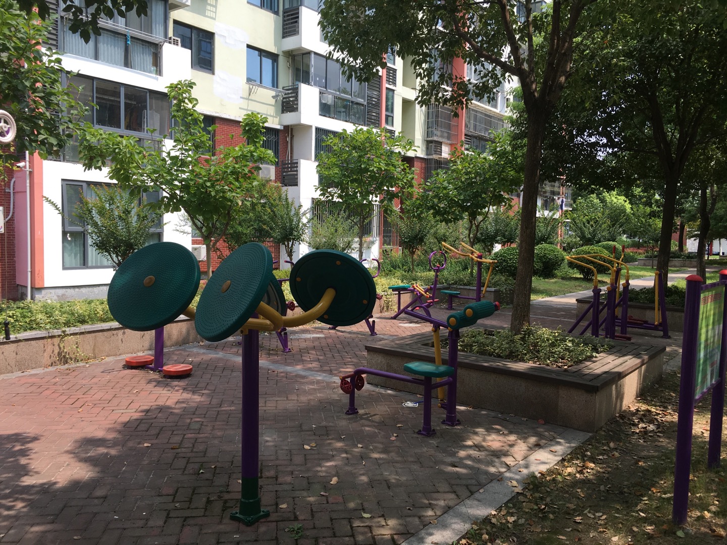 萬源新城四期健身點1