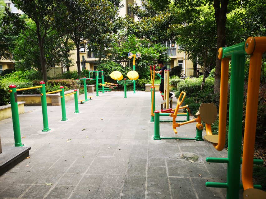 華林路三居委健身苑點A