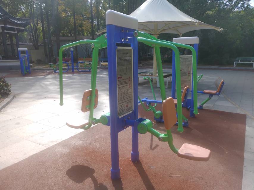 雙立柱前推訓(xùn)練器