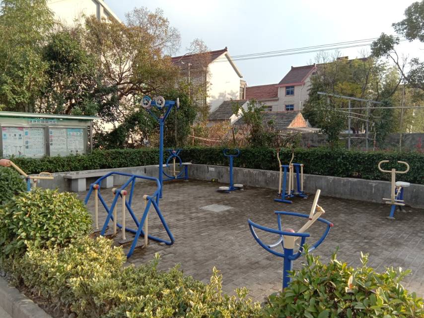 塘路村8組健身點(diǎn)