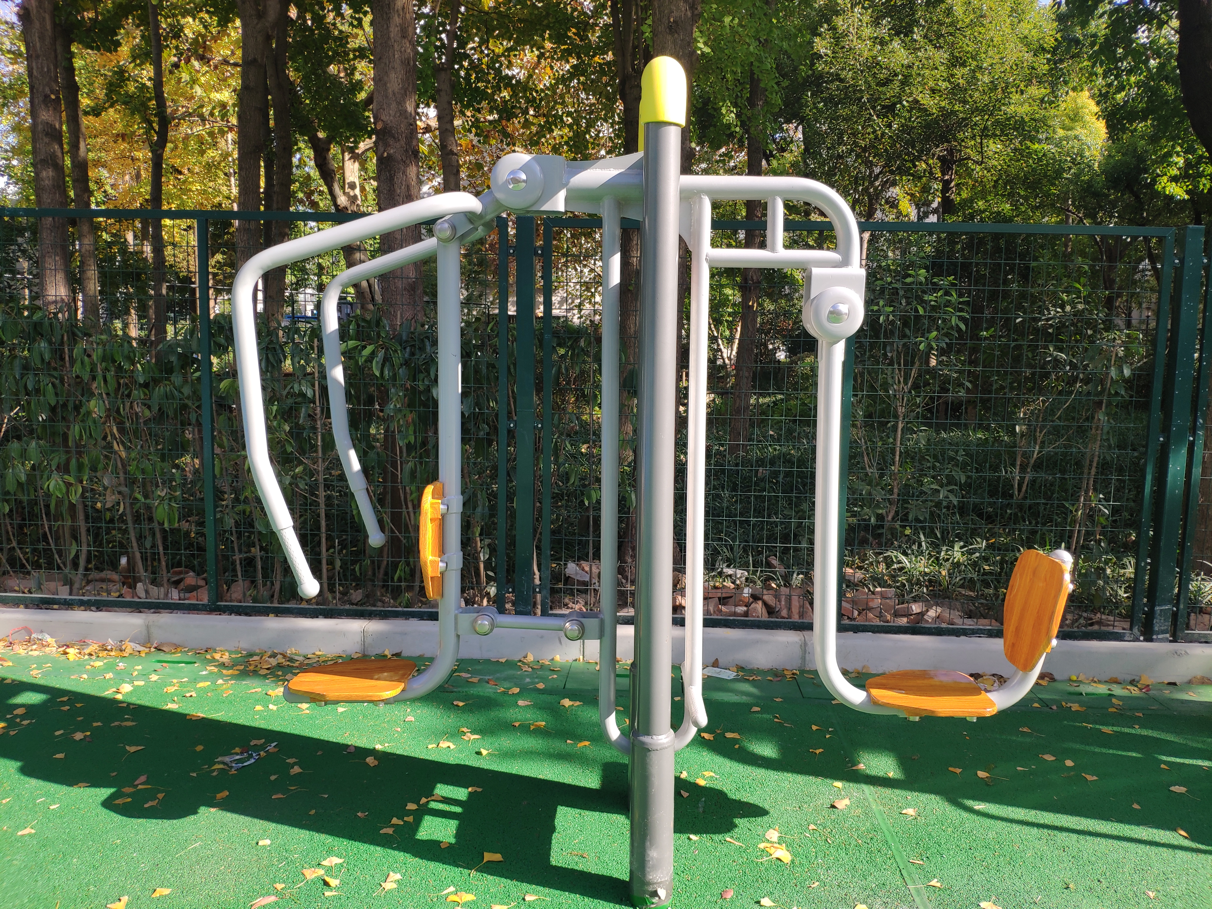 上下肢訓(xùn)練器