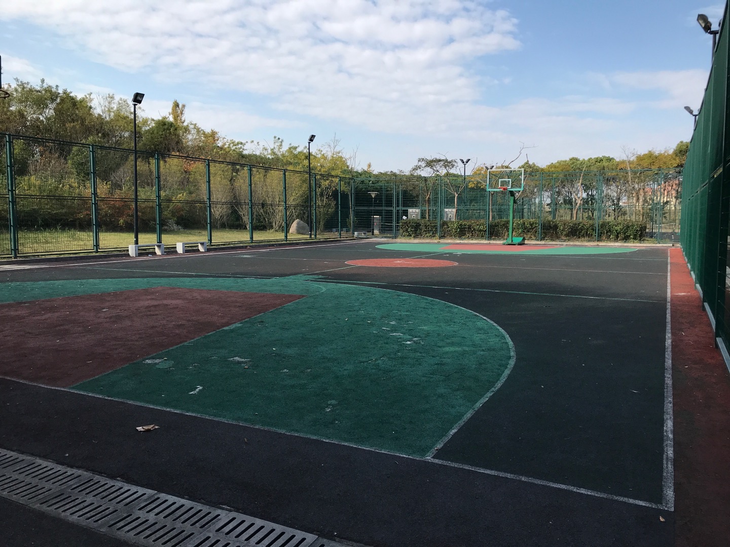 竹柏路100弄三人制籃球場