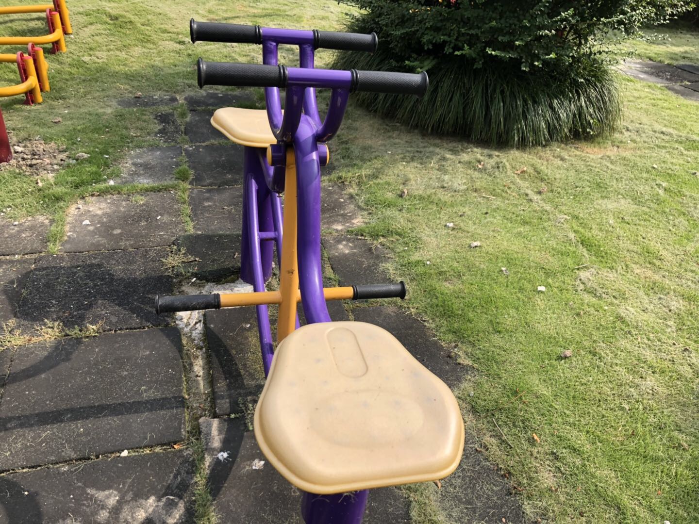 下肢康復(fù)器