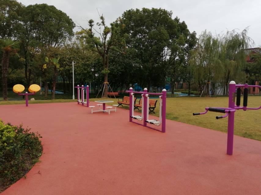 閔行區(qū)華漕鎮(zhèn)紀(jì)王公園市民益智健身點(diǎn)