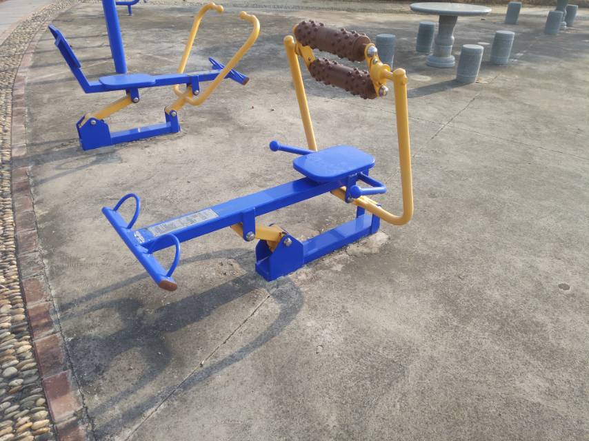 腹背屈伸訓練器