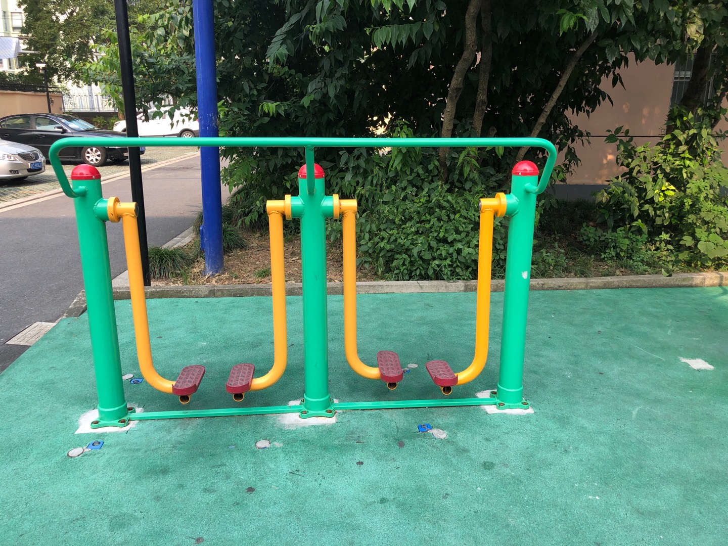 兩聯(lián)漫步機(jī)