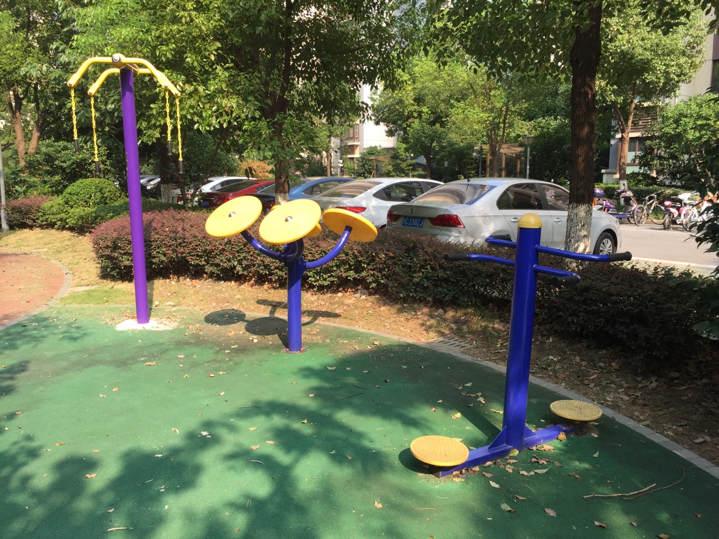 勞動街社區(qū)健身點(diǎn)（4）