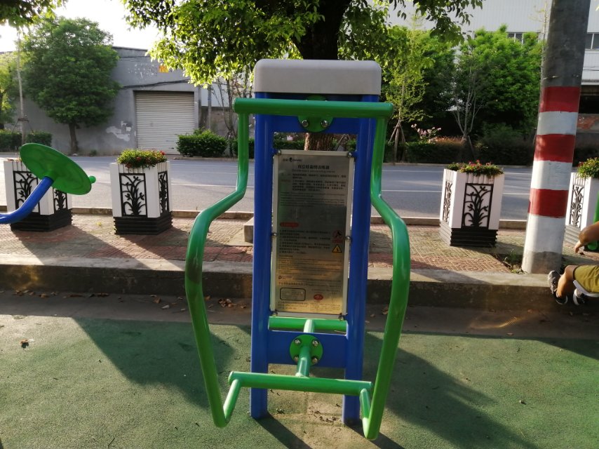 雙立柱曲臂訓練器