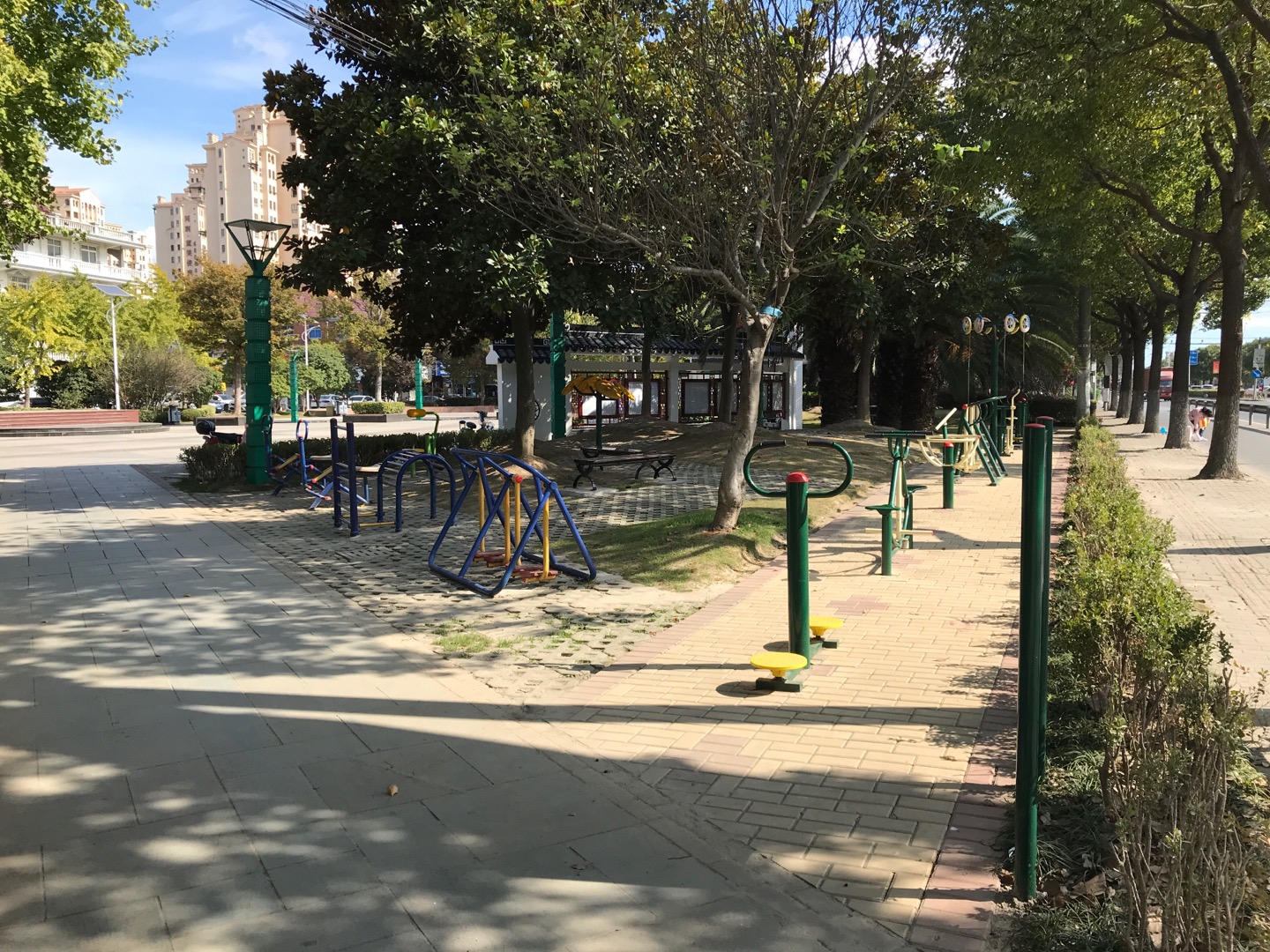 大團鎮(zhèn)文化中心廣場健身苑