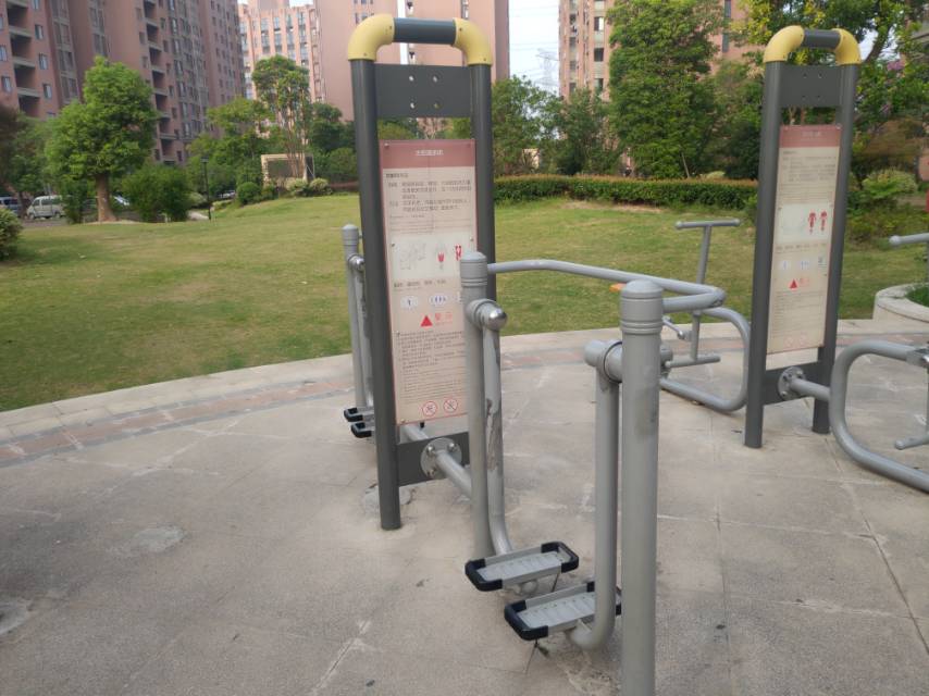 雙位太空漫步機(jī)