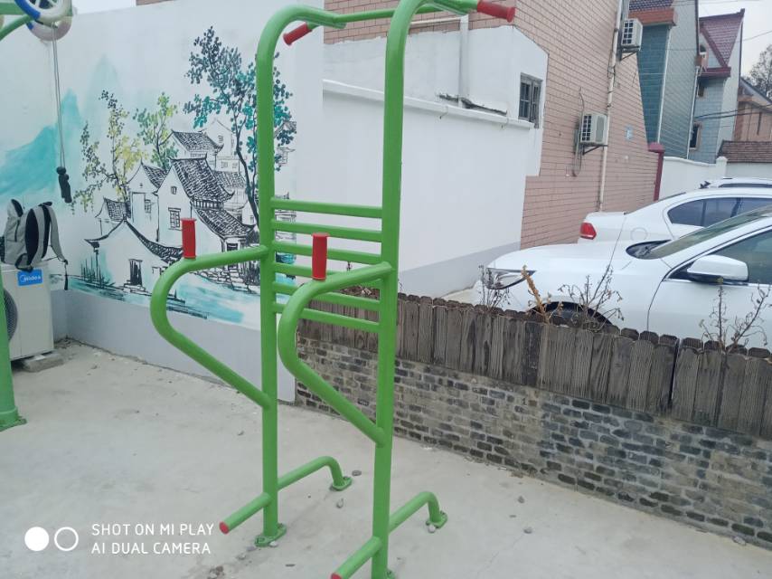 多功能訓(xùn)練器