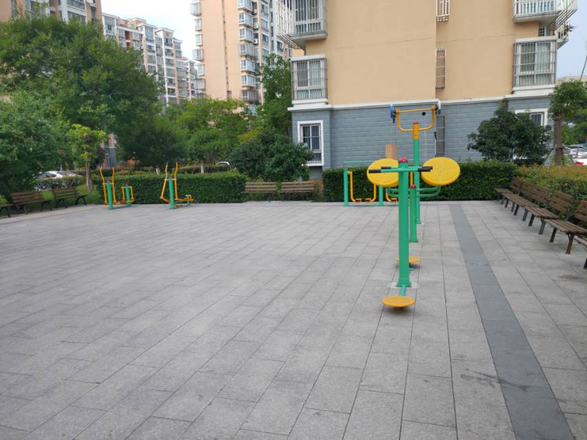 愛(ài)博五村健身點(diǎn)D