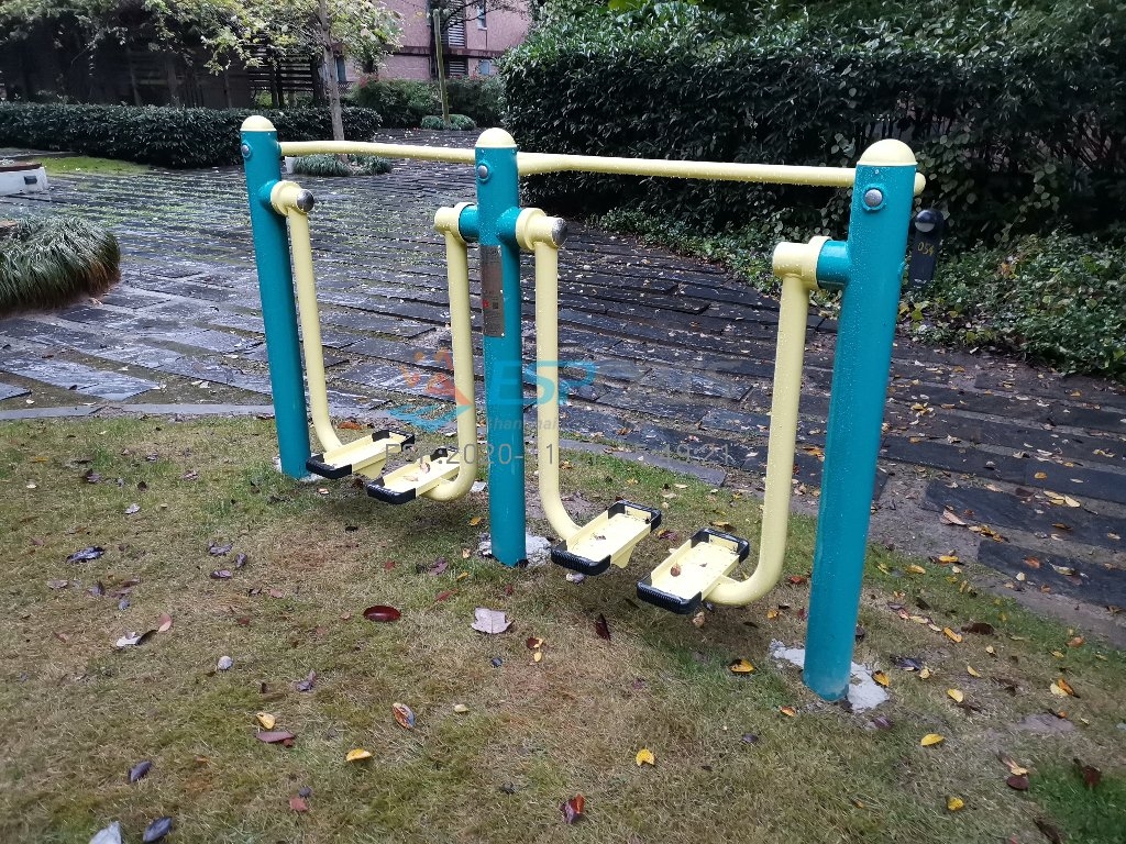 雙位太空漫步機(jī)