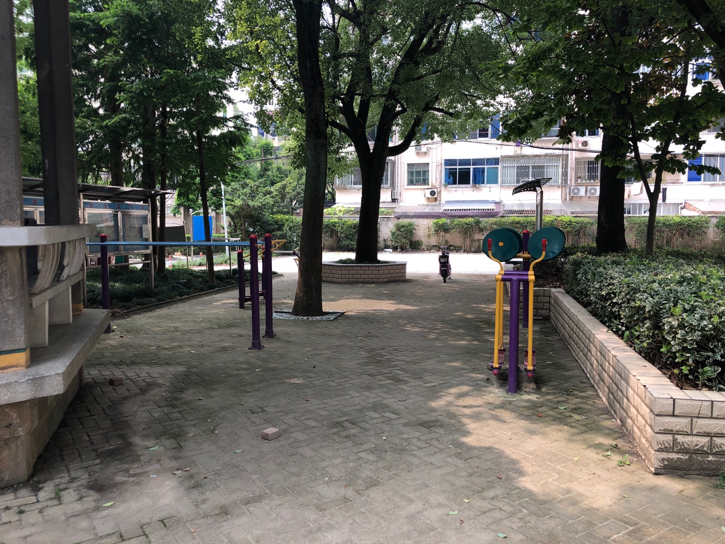 解放二居健身點(diǎn)③