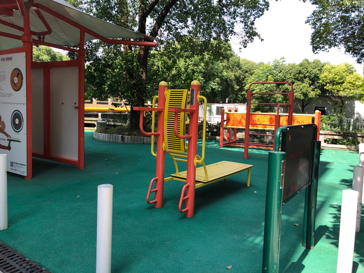 江海五居市民益智健身點(diǎn)