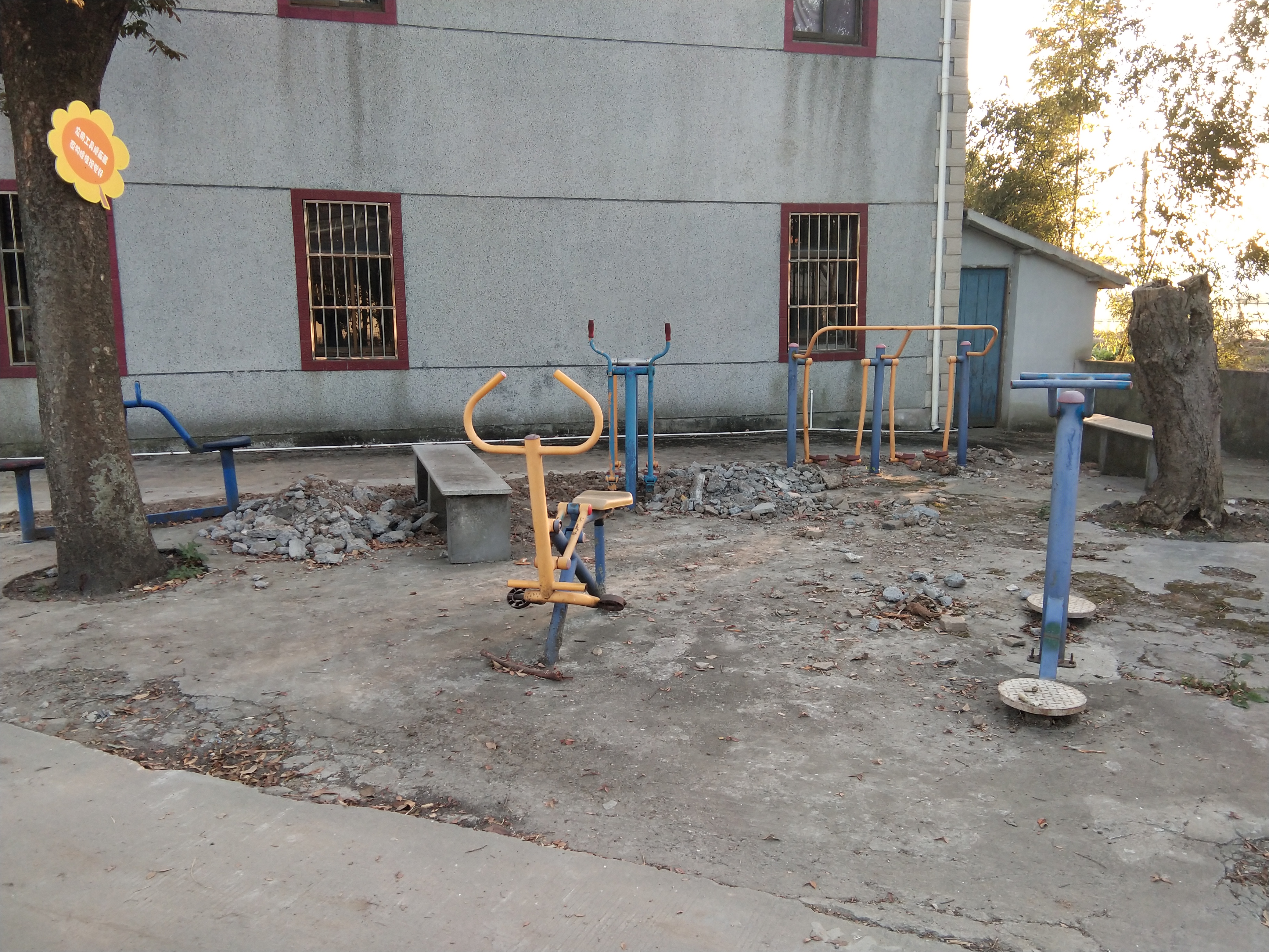 金建村805號(hào)健身苑點(diǎn)