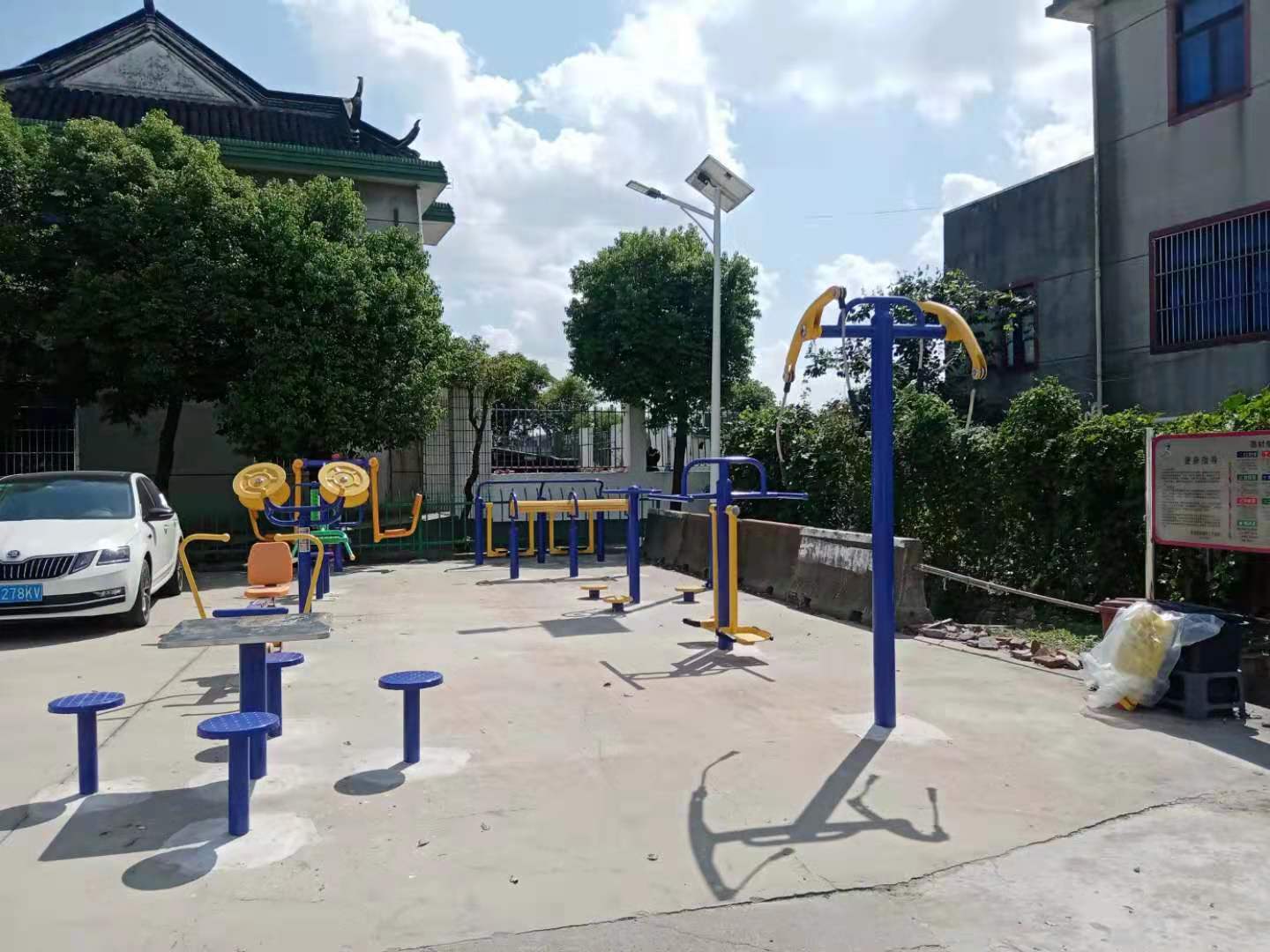 青浦區(qū)白鶴鎮(zhèn)王涇村王家六組益智健身點