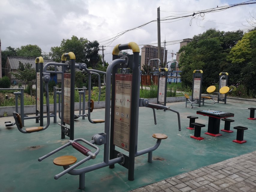 柘林鎮(zhèn)海灣村梅園市民益智健身點