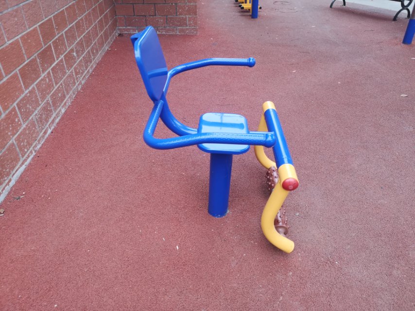 膝關(guān)節(jié)訓(xùn)練器