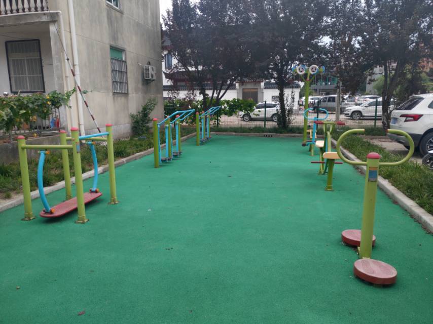 陸巷社區(qū)健身點