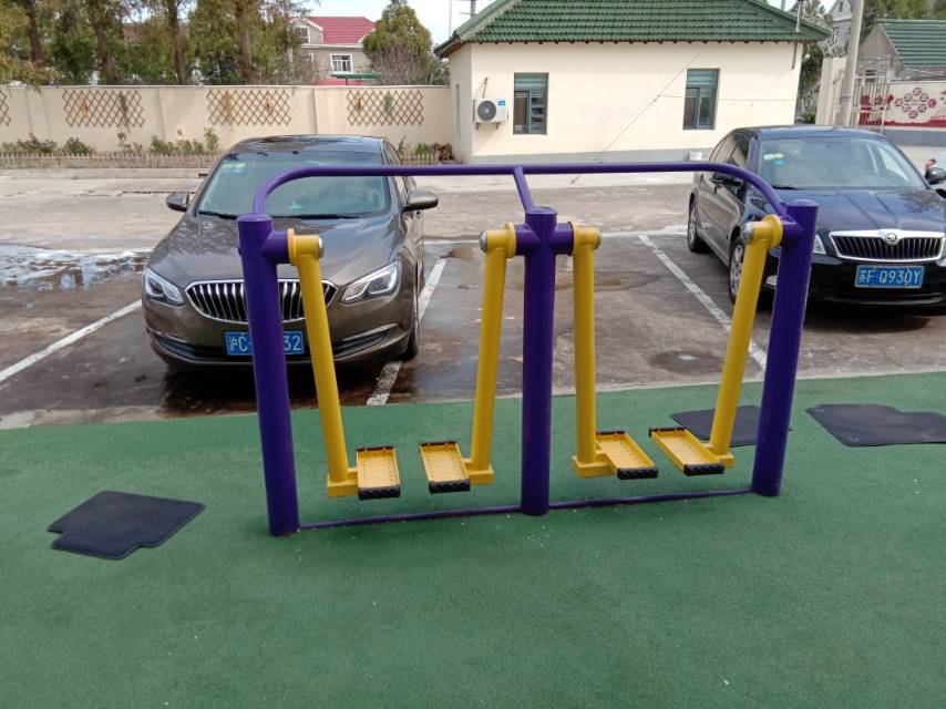 太空漫步機(jī)