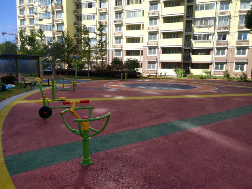 高行鎮(zhèn)森蘭海弘居委健身苑點(diǎn)2