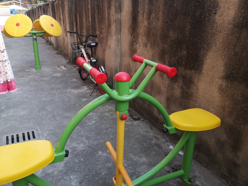 孫橋路居委健身苑點