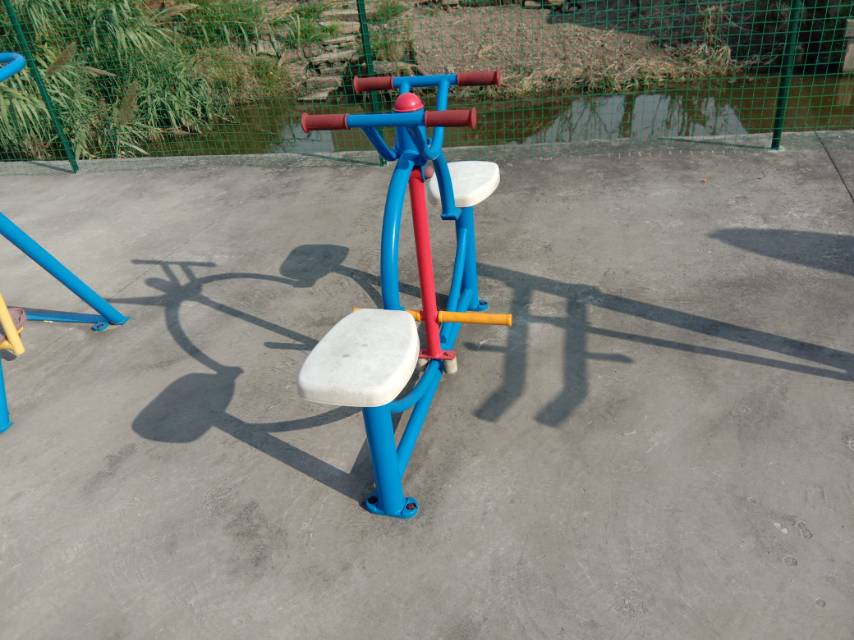 下肢康復(fù)器