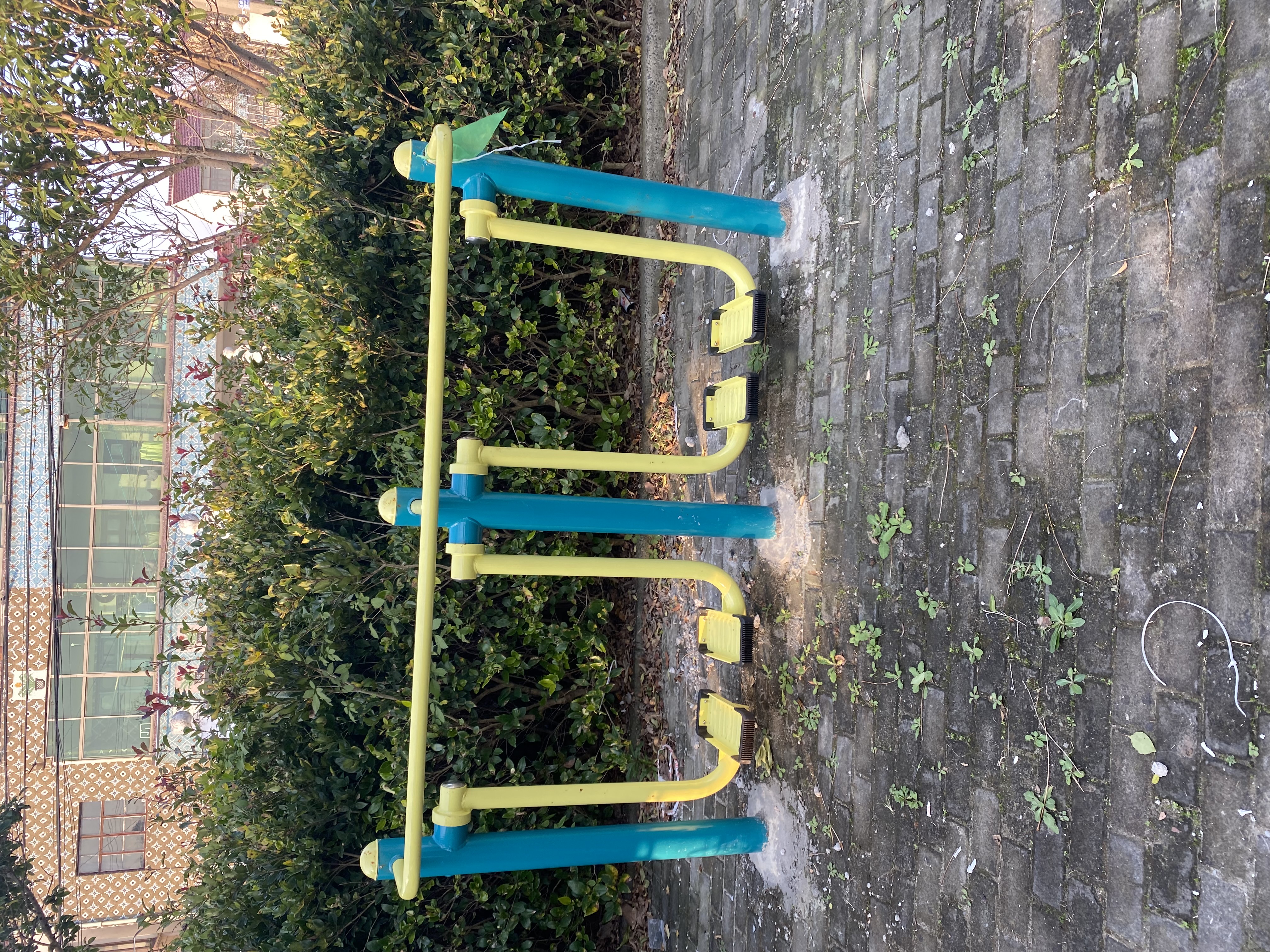 二位智能太空漫步機(jī)