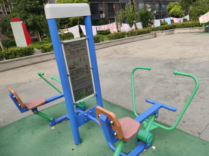 雙立柱平推平拉訓(xùn)練器