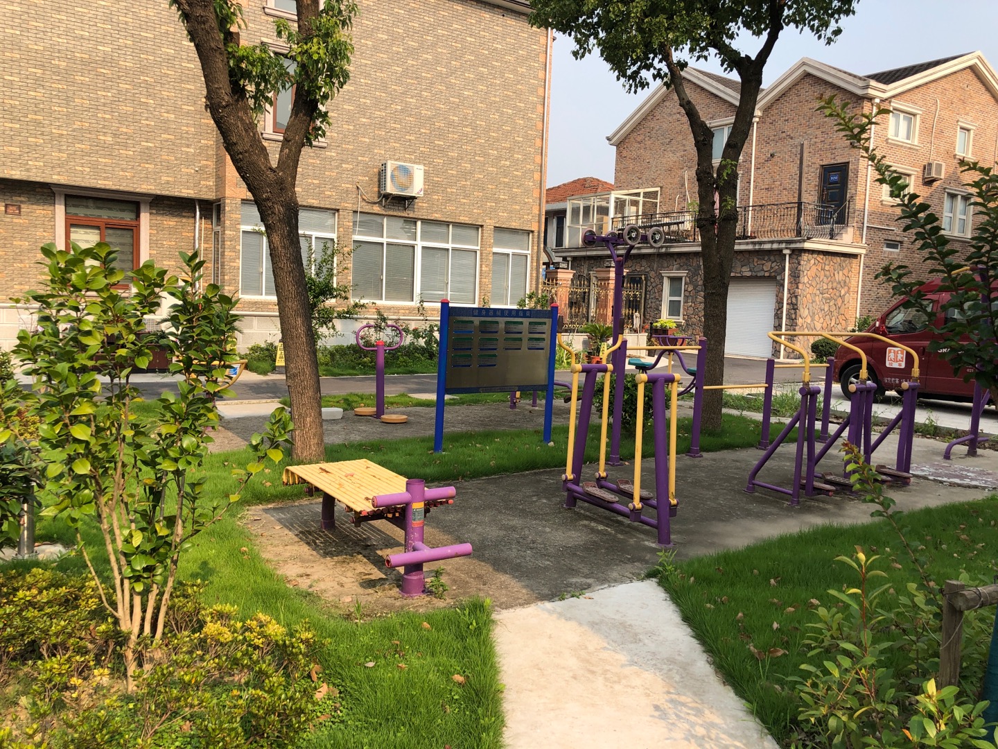 旗忠村I健身苑點