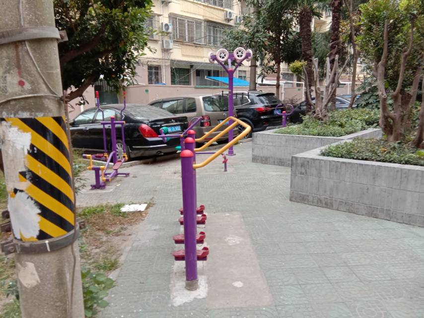 涇華小區(qū)健身點