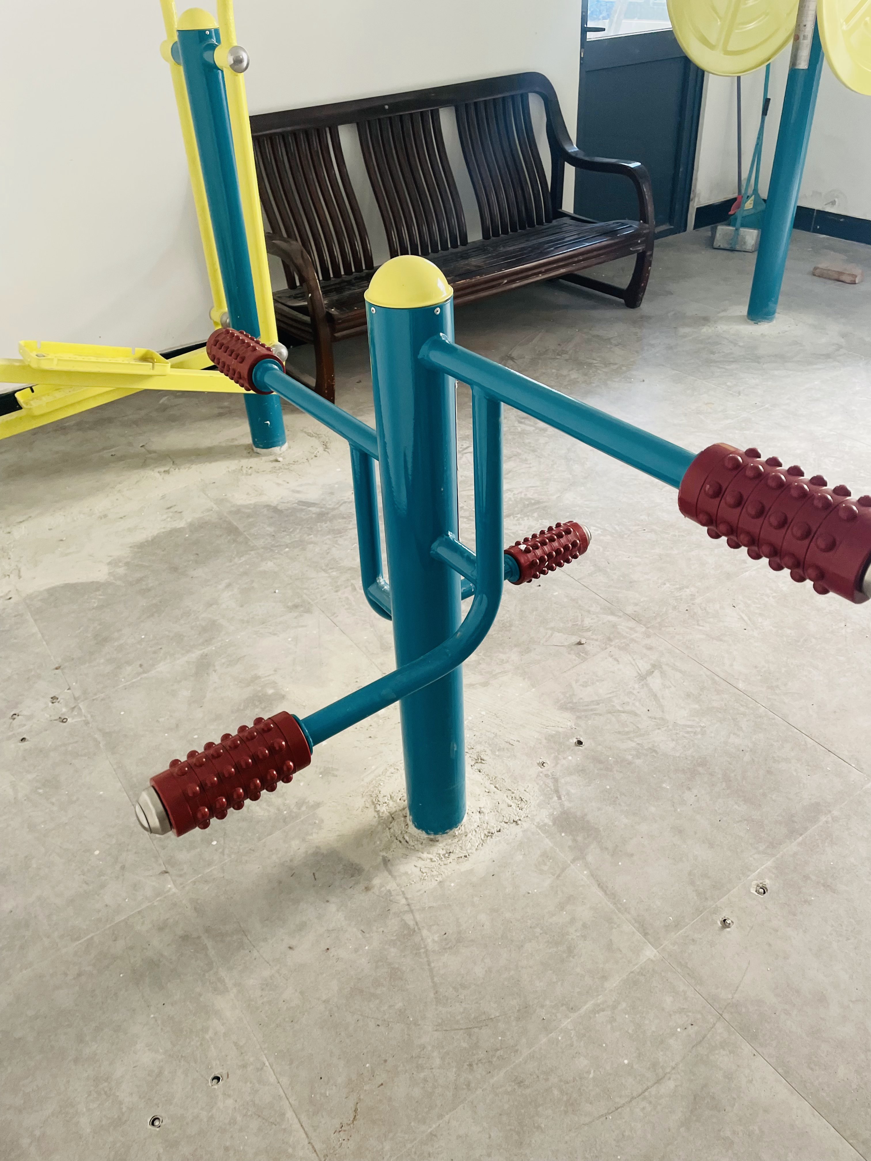 四級(jí)壓腿按摩器