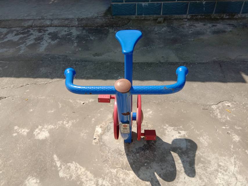 直立健身車(chē)