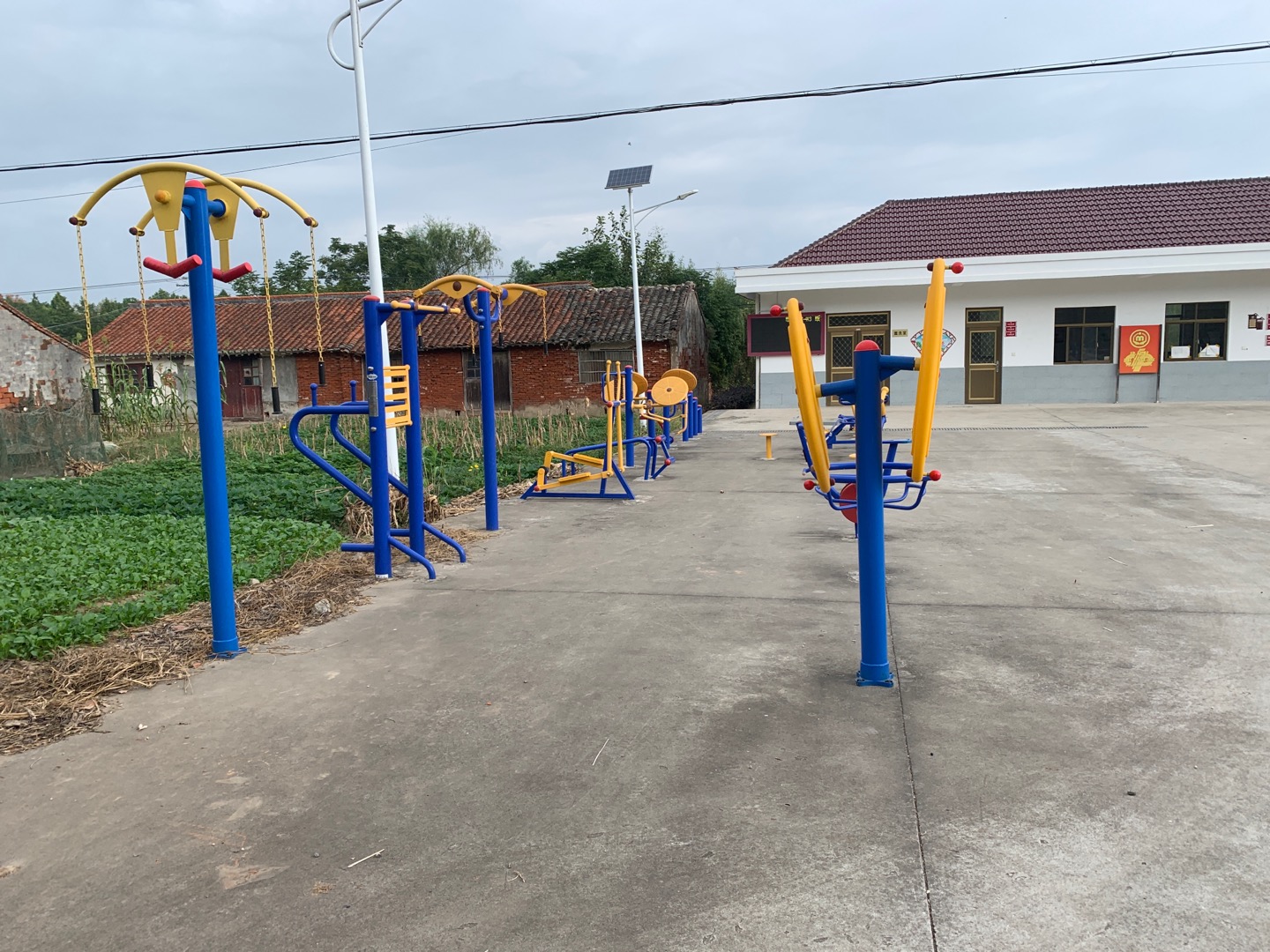 建墾村14隊(duì)健身點(diǎn)