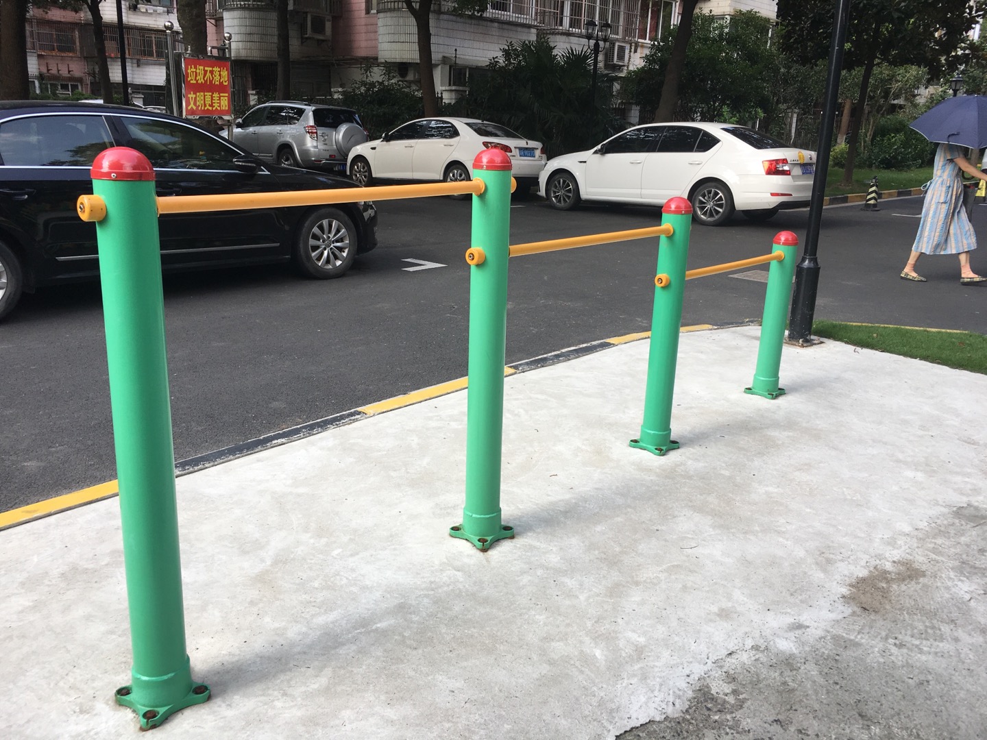 多聯(lián)壓腿架