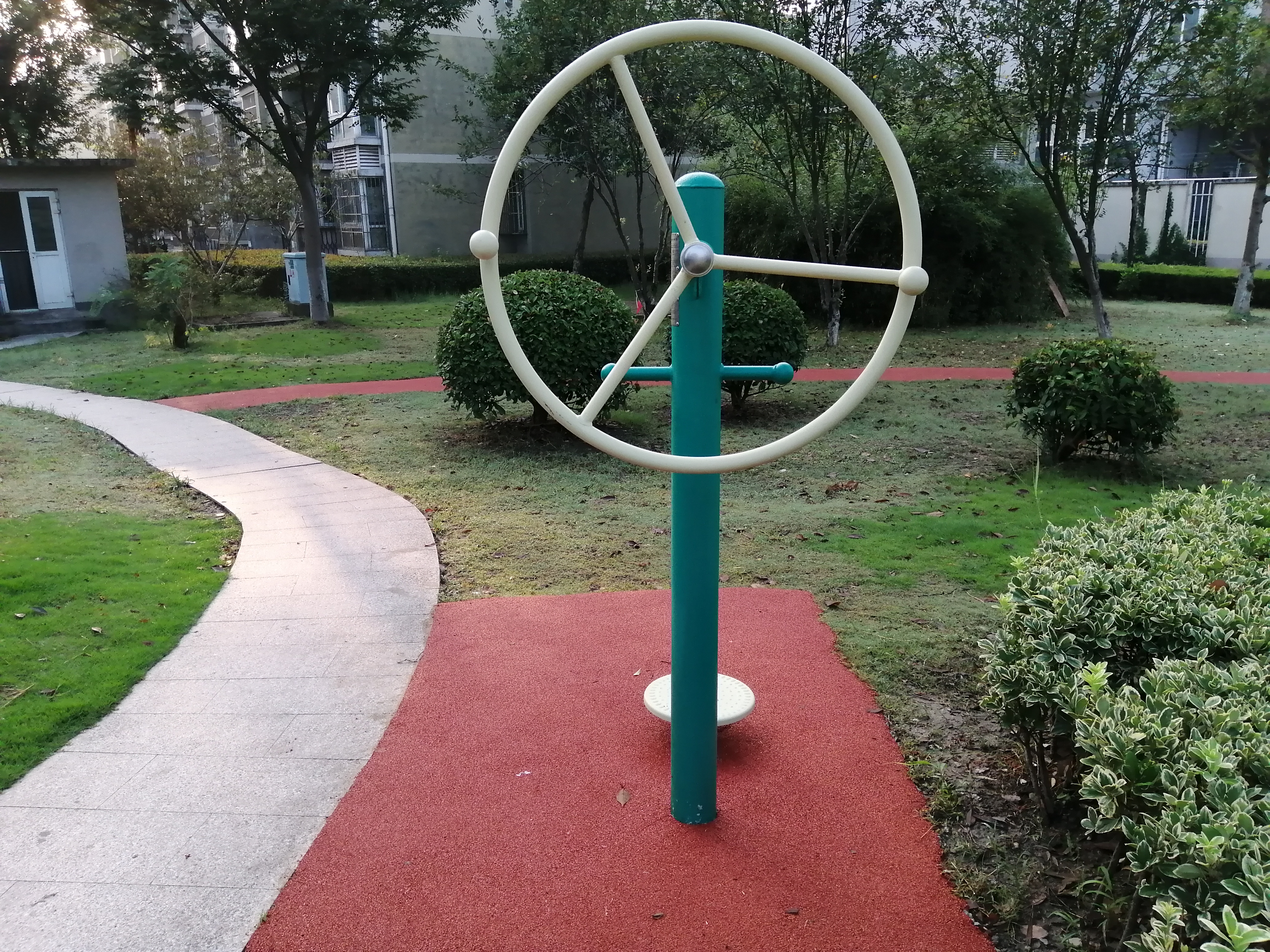 轉(zhuǎn)輪扭腰器