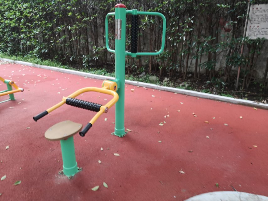 坐式腰背按摩器