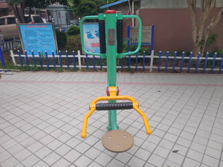 坐式腰背按摩器