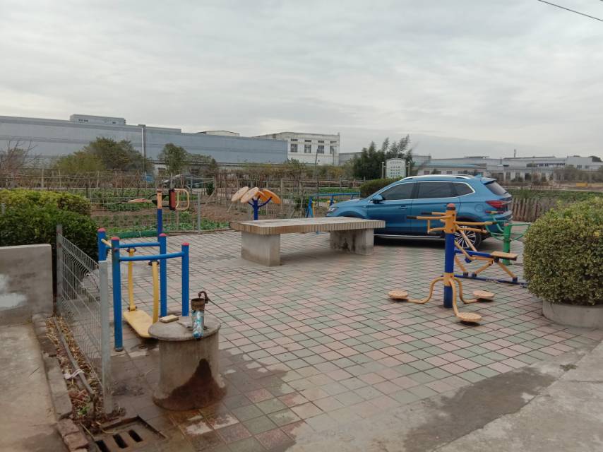 其成村1組健身點