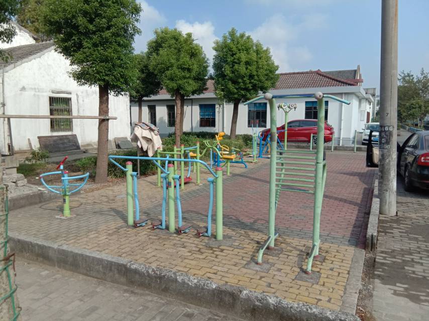 魯星村老年活動(dòng)室健身點(diǎn)