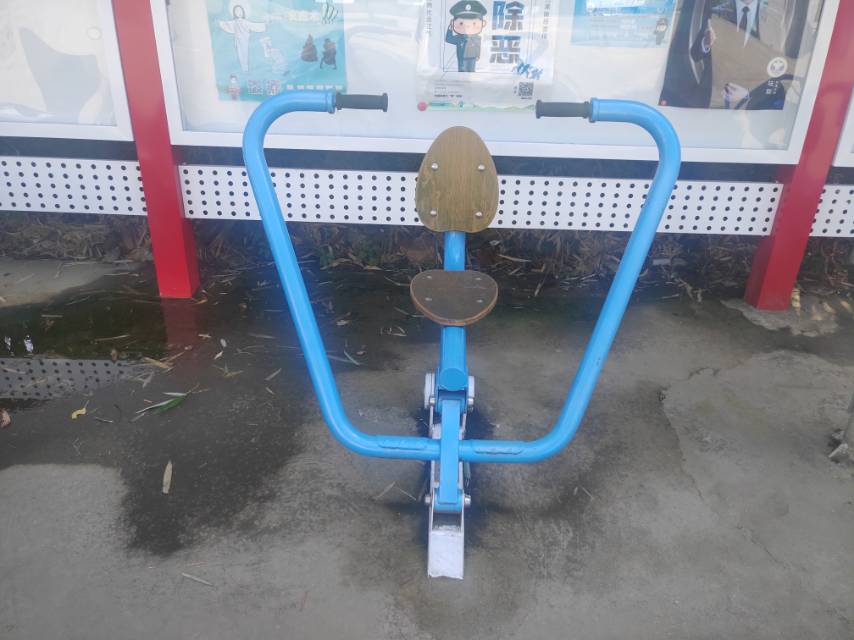 自重式平推訓(xùn)練器