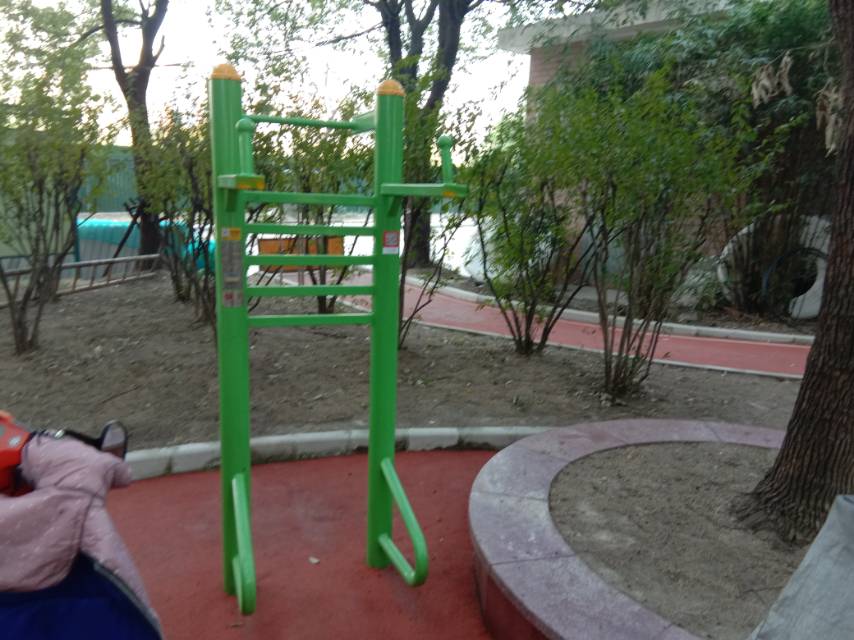 多功能訓(xùn)練器