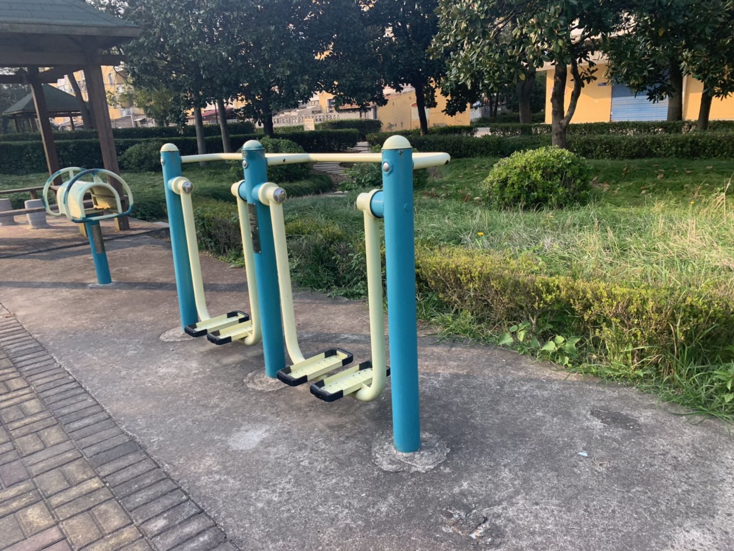 雙位太空漫步機(jī)